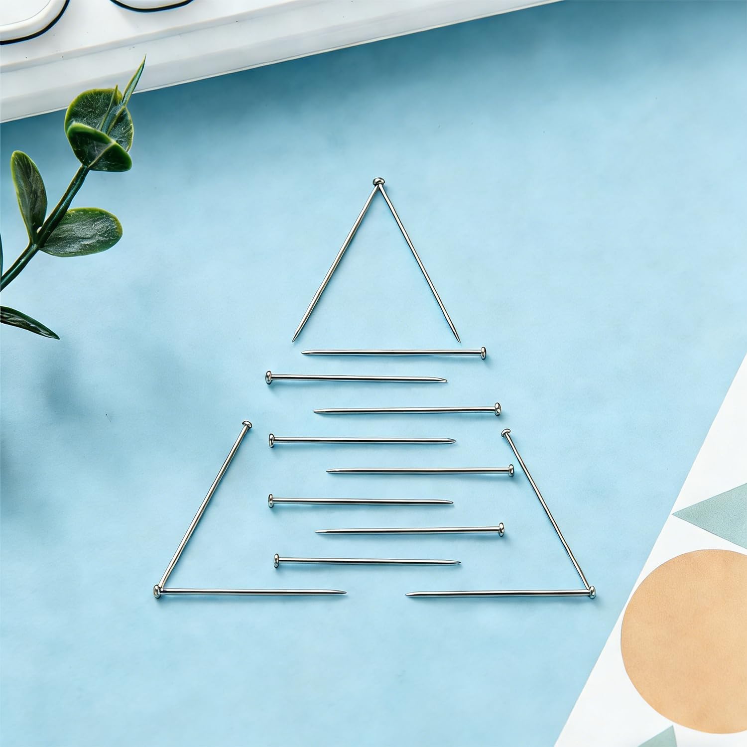 500Pcs Straight Pins，Stainless Steel Head Pins Dressmaker Pins Fine Satin Pin for Crafts, Sewing Pins for Fabric Dressmaker Pin for Sewing and Craft, Jewelry Making.